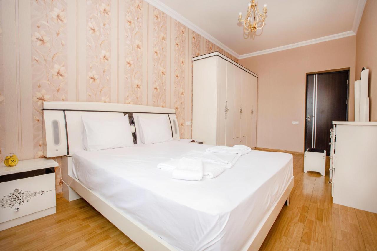 Stay Inn Apartments On Amiryan 4-6 예레반 외부 사진
