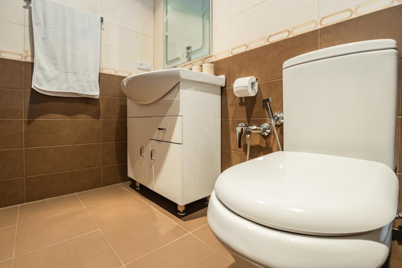 Stay Inn Apartments On Amiryan 4-6 예레반 외부 사진